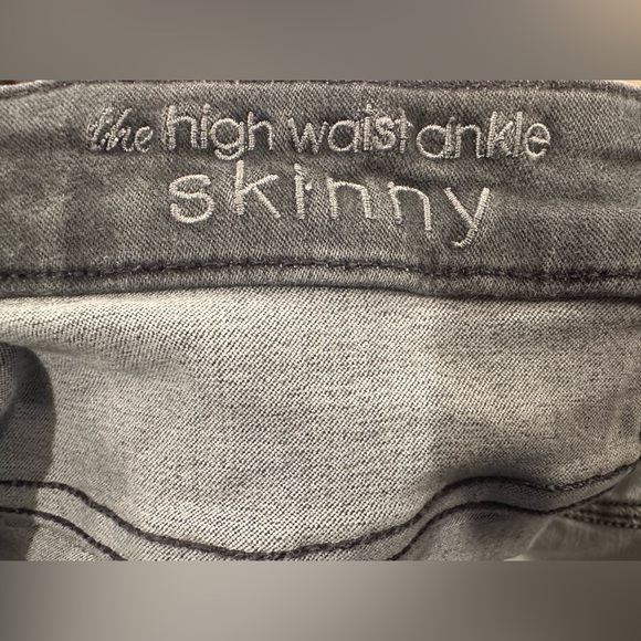 7 for all man kind gray high waisted ankle skinny jeans - Picture 4 of 5